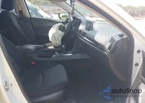 2016 Mazda 3 Sport z USA, uszkodzony, nr VIN JM1BM1U7XG1284834